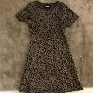Reformation leopard print dress. Adorable!!!